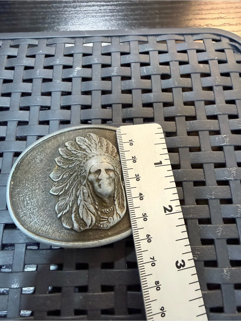 Vintage oval belt